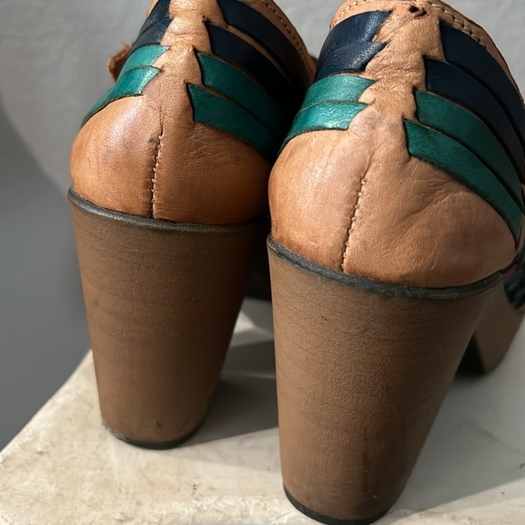 Huarache Sandal - Picture 9 of 9